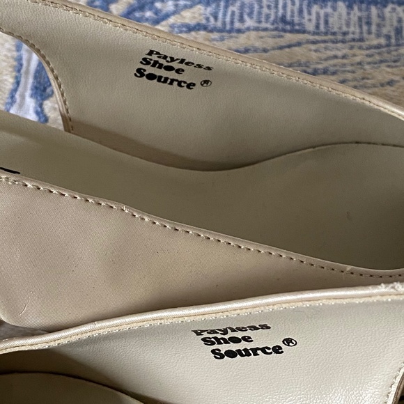 Highlights I Payless I Christy I Slingbacks I Bone - Picture 4 of 16